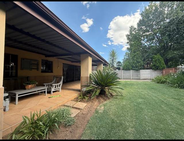 4 BEDROOM HOUSE FOR SALE IN VANDERBIJLPARK SE 1